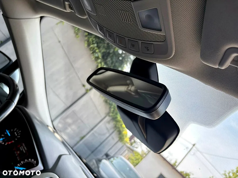 Ford Mondeo 1.5 TDCi ECOnetic Ambiente - 25