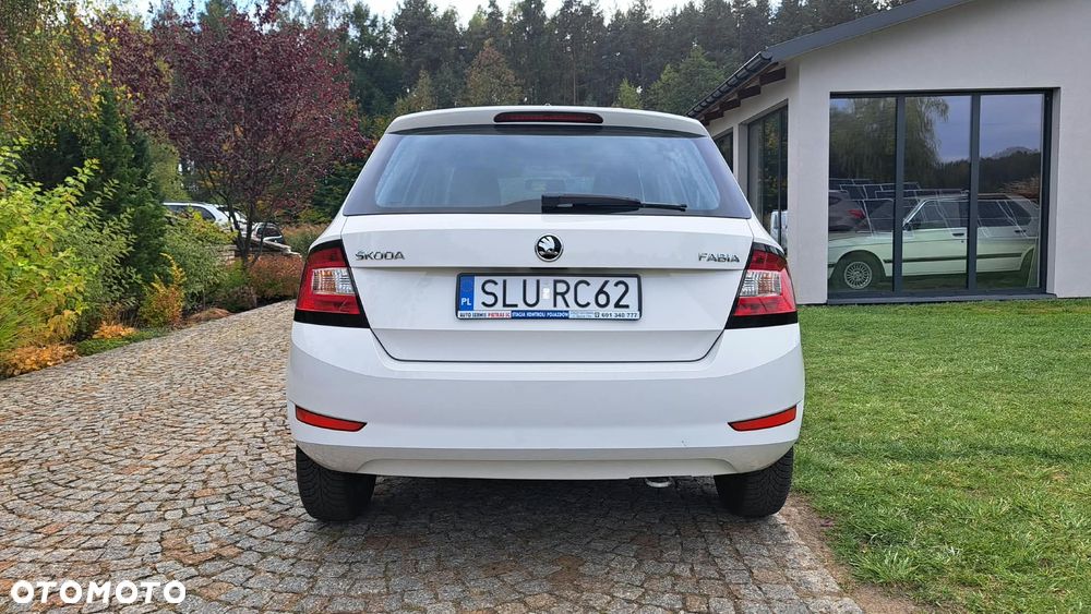 Skoda Fabia - 12