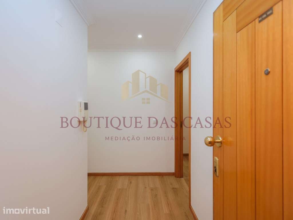 Apartamento T2 - Mafamude, V. N. de Gaia - Grande imagem: 2/36