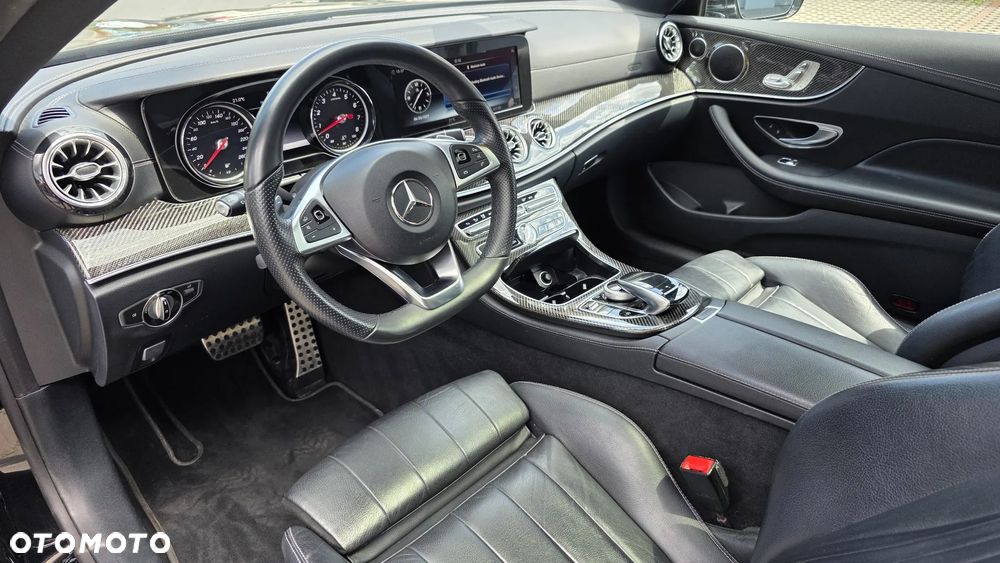 Mercedes-Benz Klasa E - 9