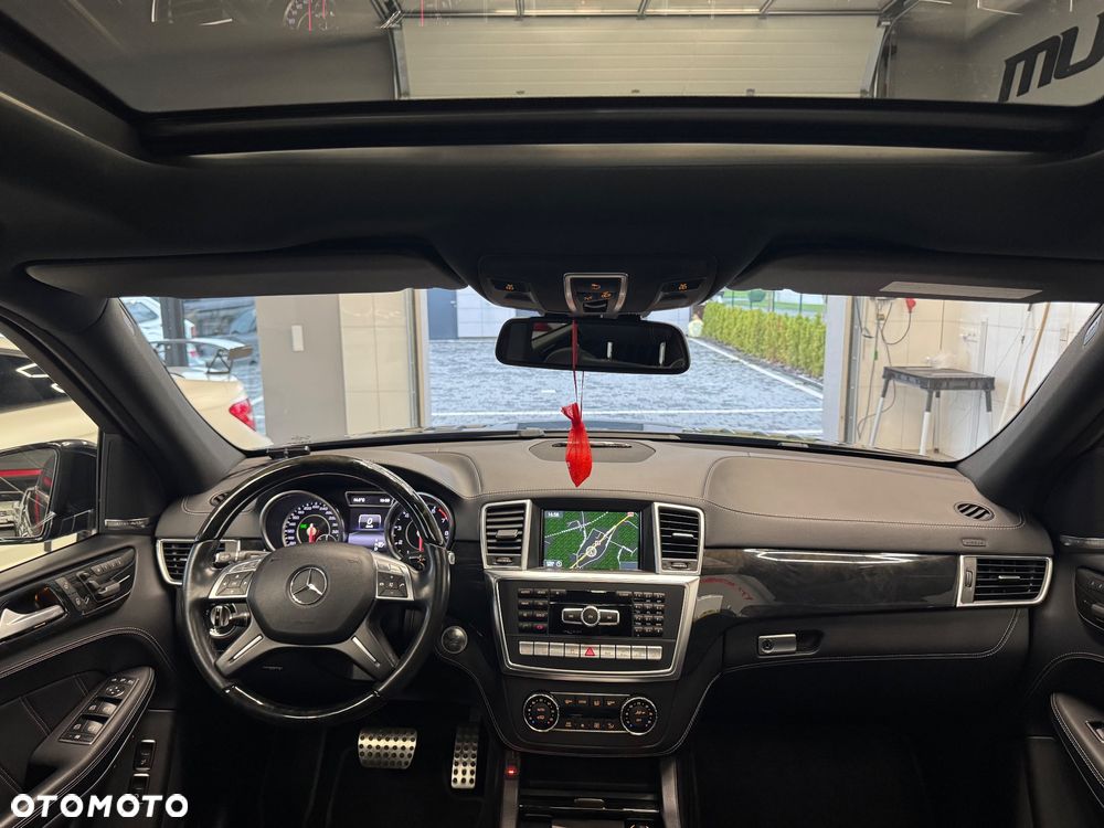 Mercedes-Benz GL 63 AMG 4Matic AMG Speedshift Plus 7G-TRONIC - 16