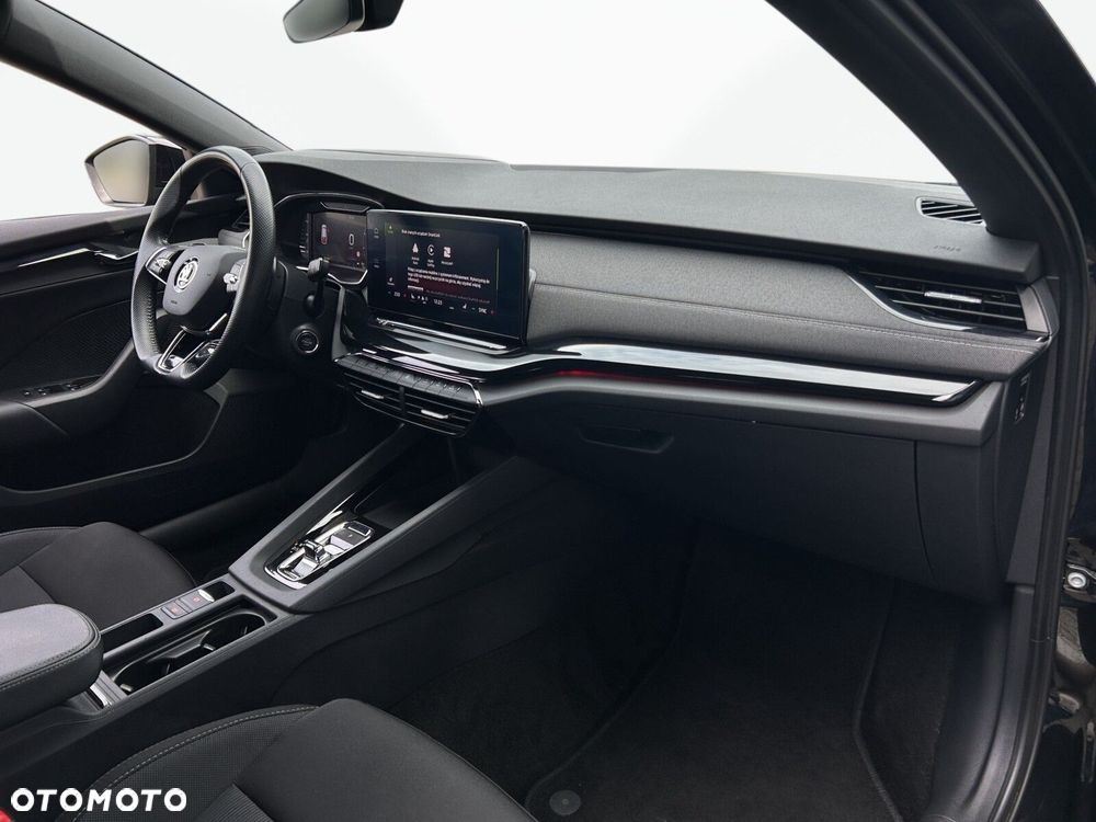 Skoda Octavia 2.0 TDI Sportline DSG - 17