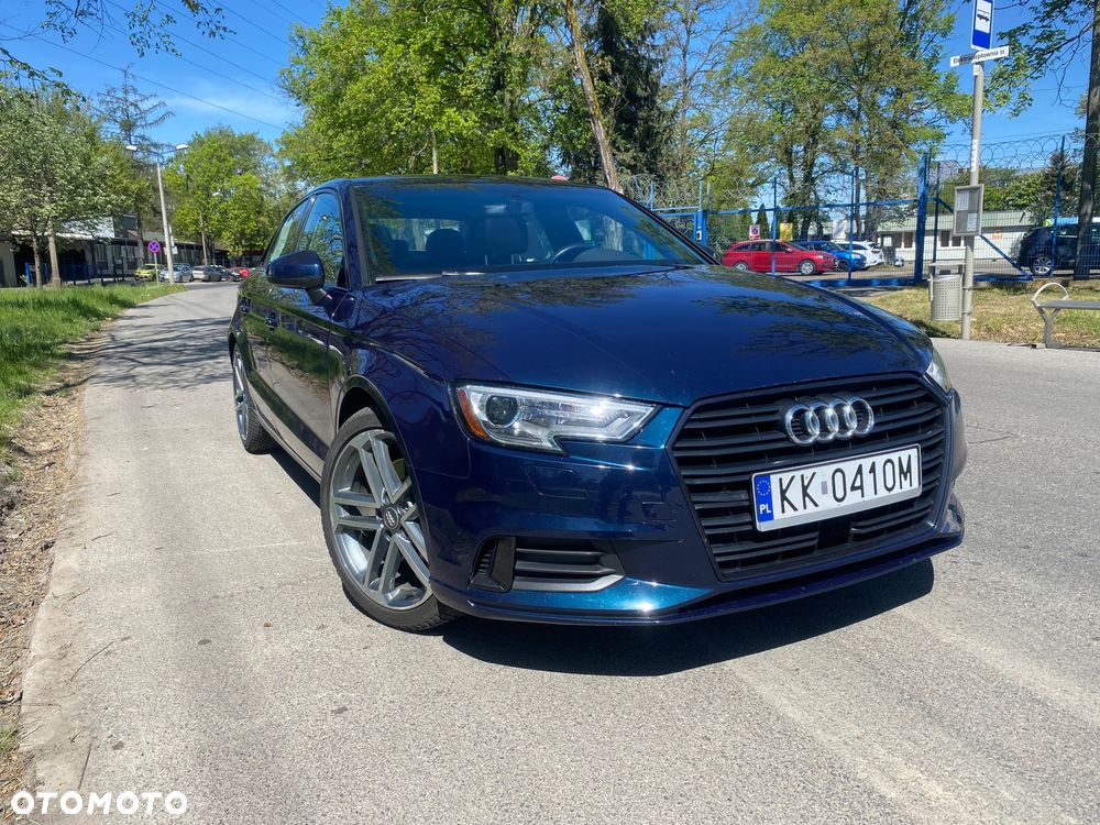 Audi A3 Limousine - 1