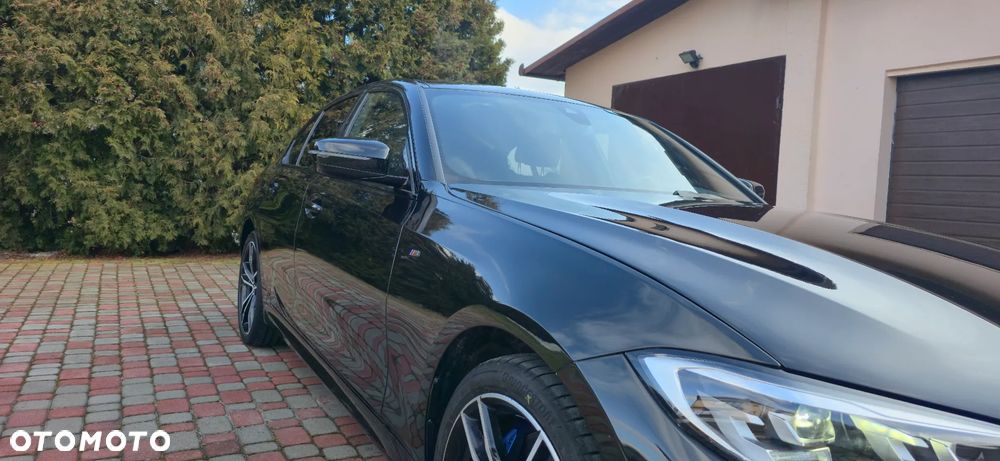 BMW Seria 3 330e M Sport - 4