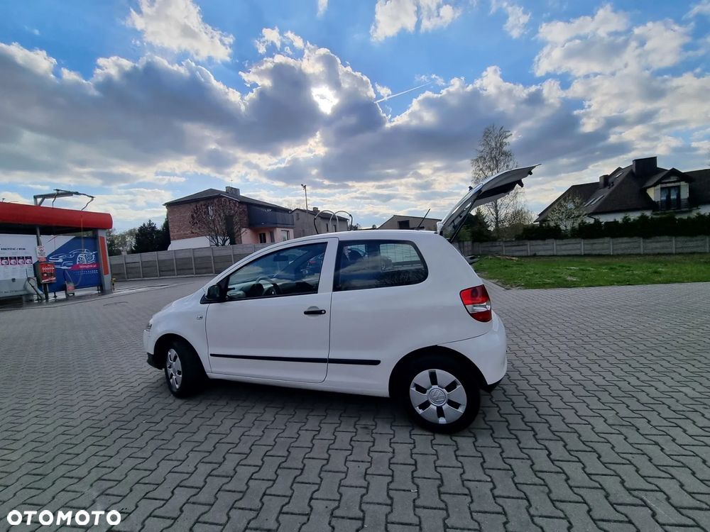 Volkswagen Fox - 24