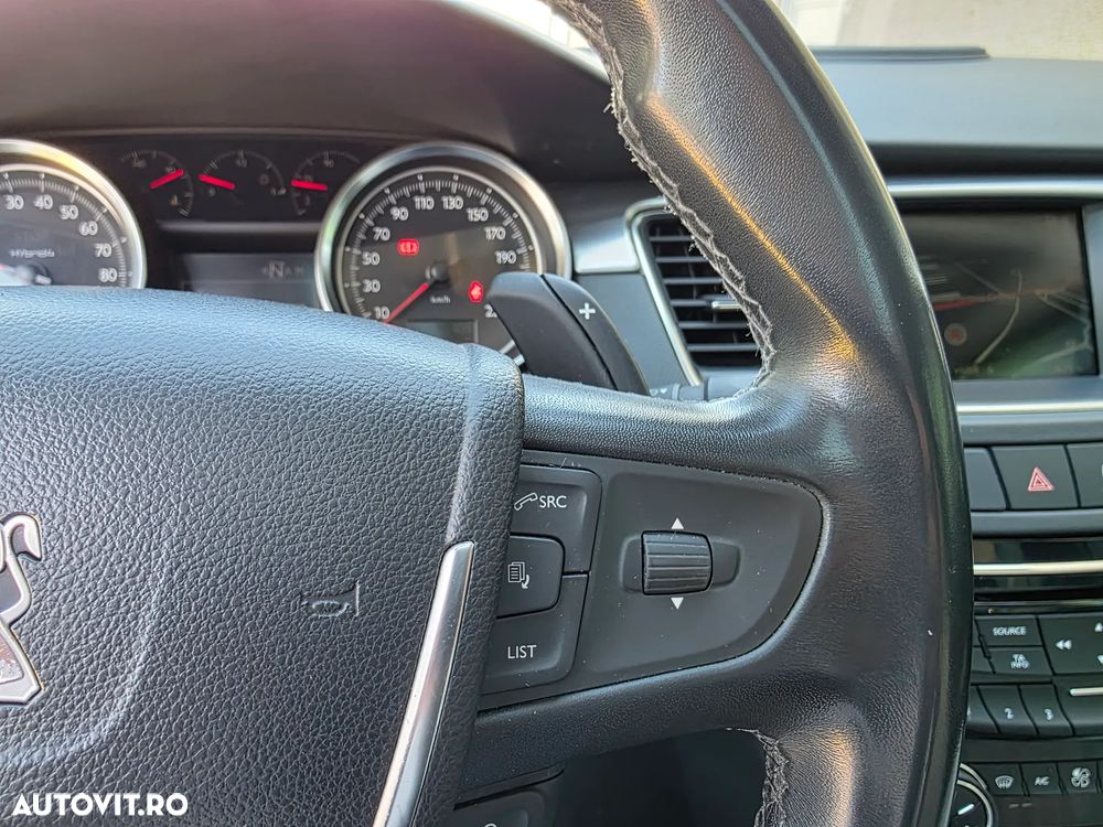 Peugeot 508 RXH Hybrid4 - 24