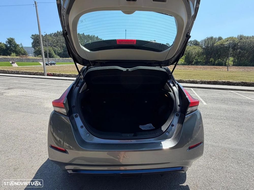 Nissan Leaf - 10