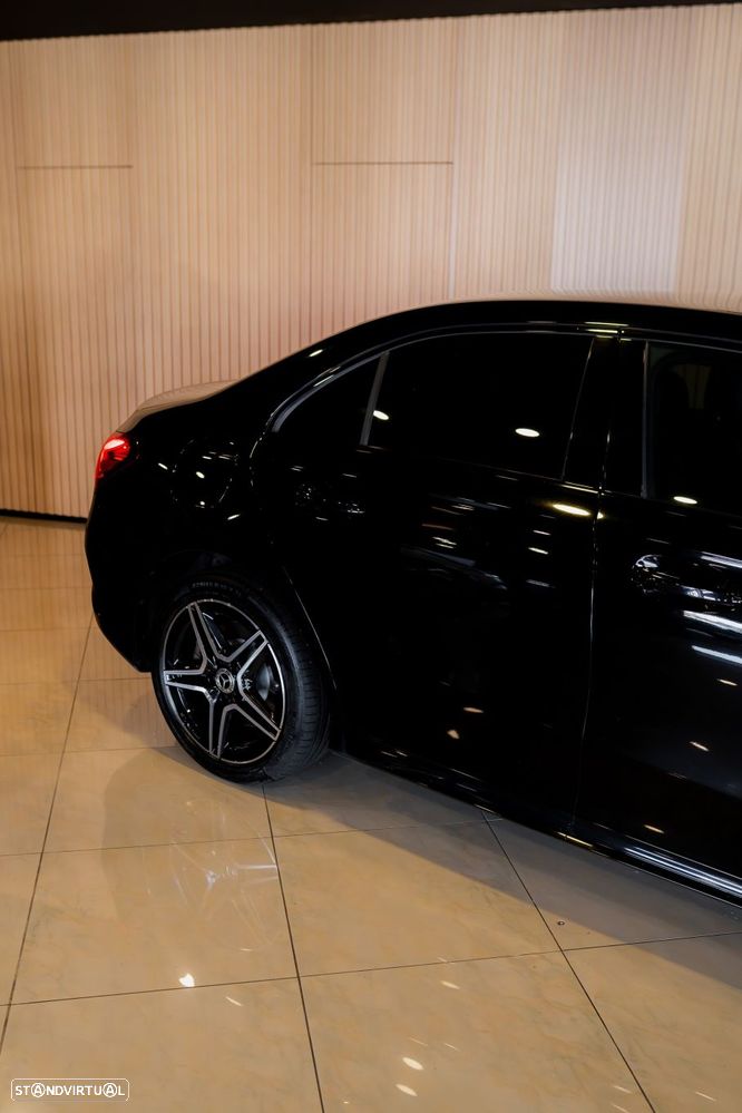 Mercedes-Benz A 250 e 8G-DCT Edition AMG Line - 11