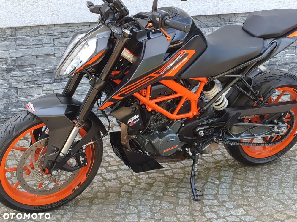 KTM Duke 125 - 13