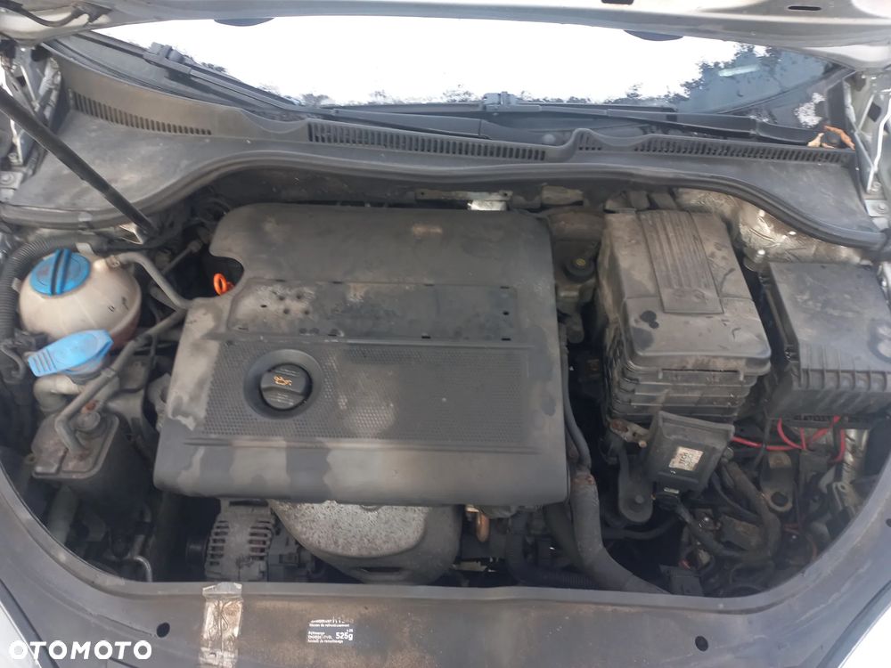 Vw Golf V 1.4 16v BCA silnik kompletny