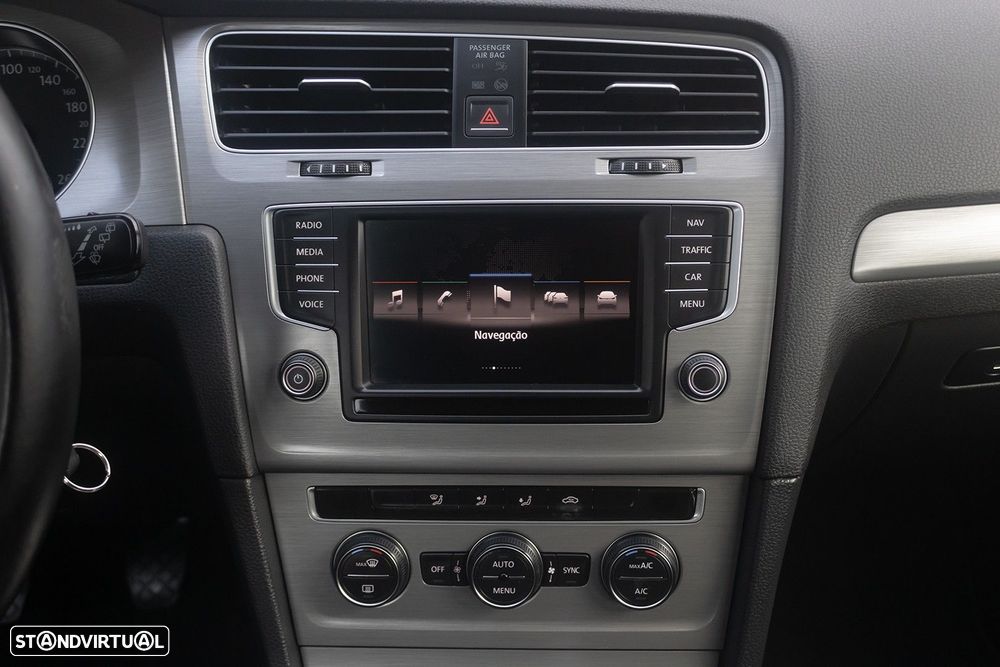 VW Golf 1.6 TDi Trendline - 9