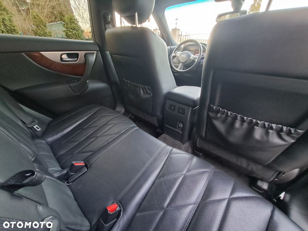 Infiniti QX70 3.0d S Premium - 17