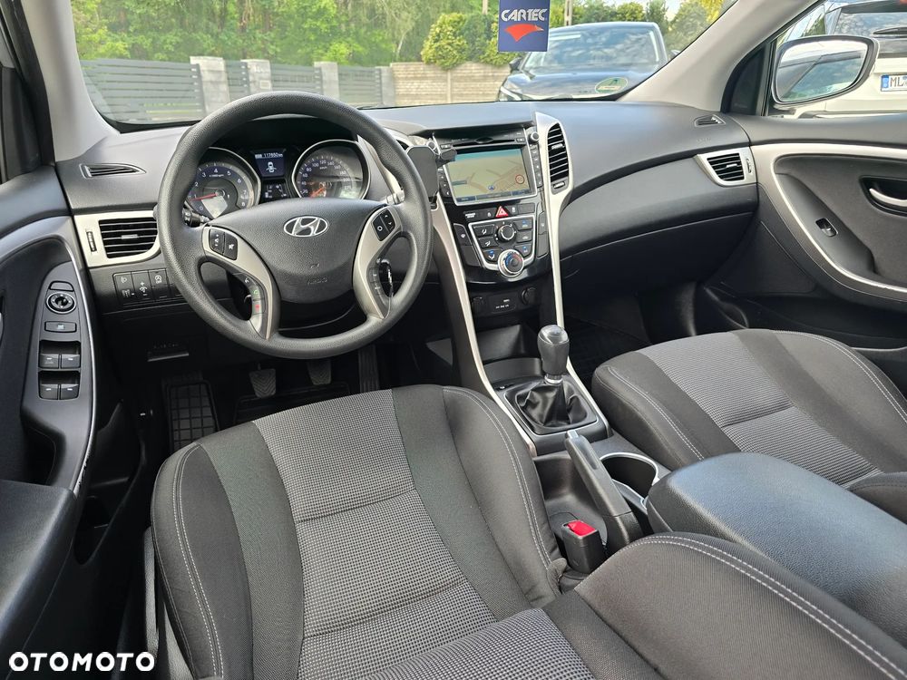 Hyundai i30 1.4 Passion - 16