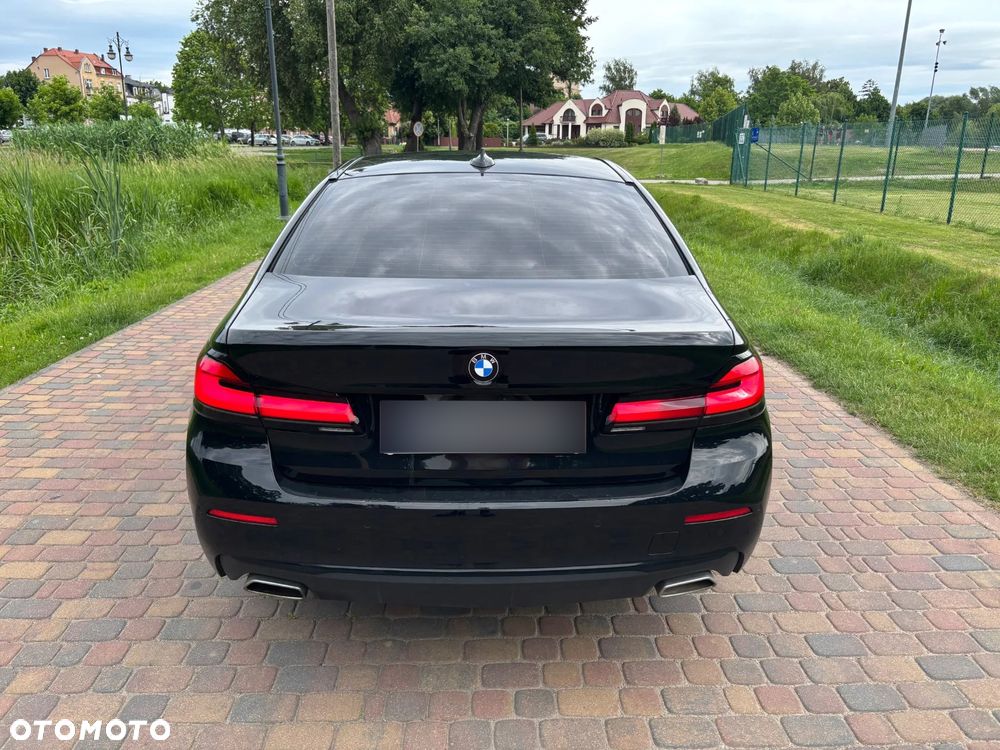 BMW Seria 5 530i xDrive Luxury Line sport - 8