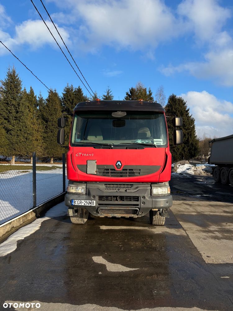 Renault - 2