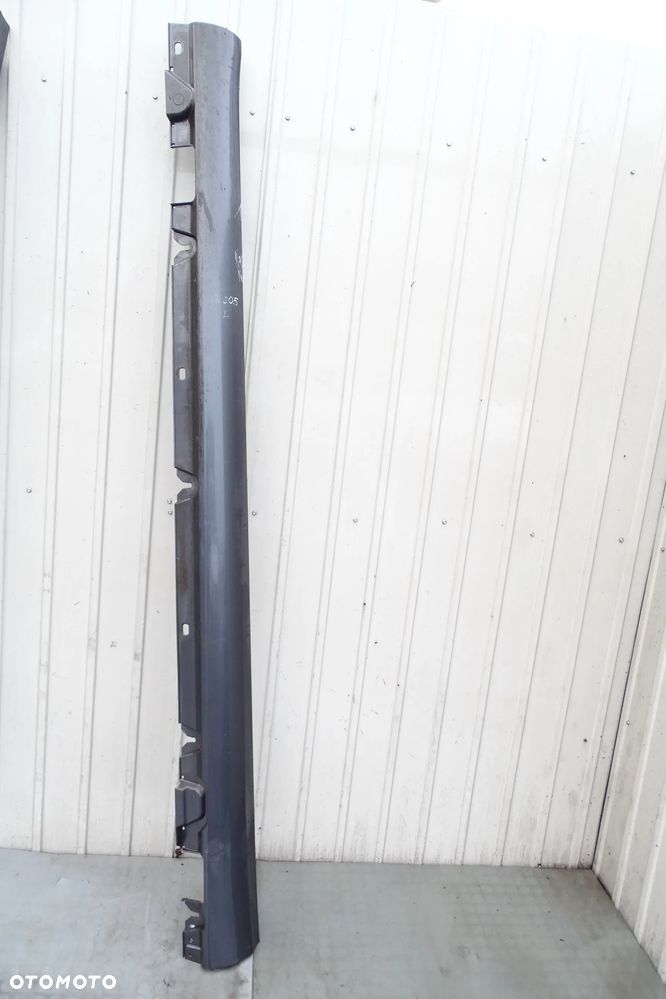 MERCEDES C W205 Listwa progowa prog C755 lewy 2056900140