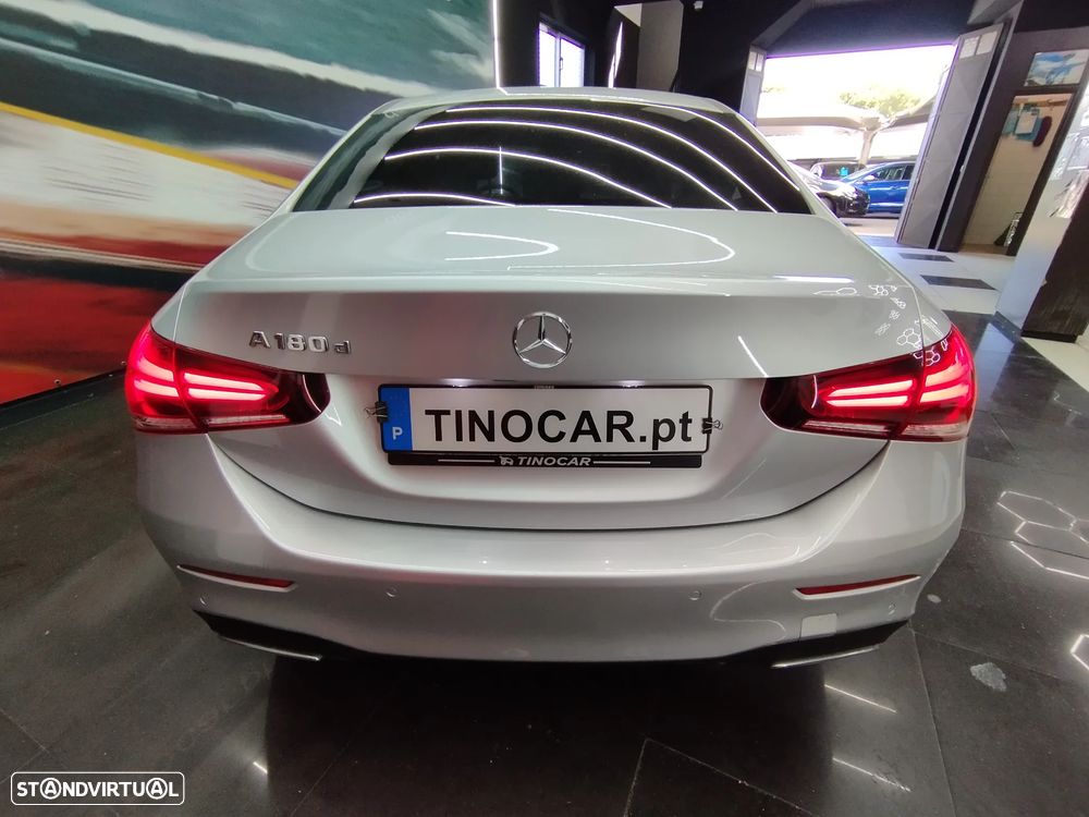 Mercedes-Benz A 180 Limousine d AMG Line Aut. - 6