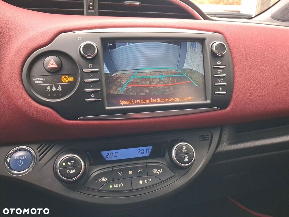 Toyota Yaris - 14