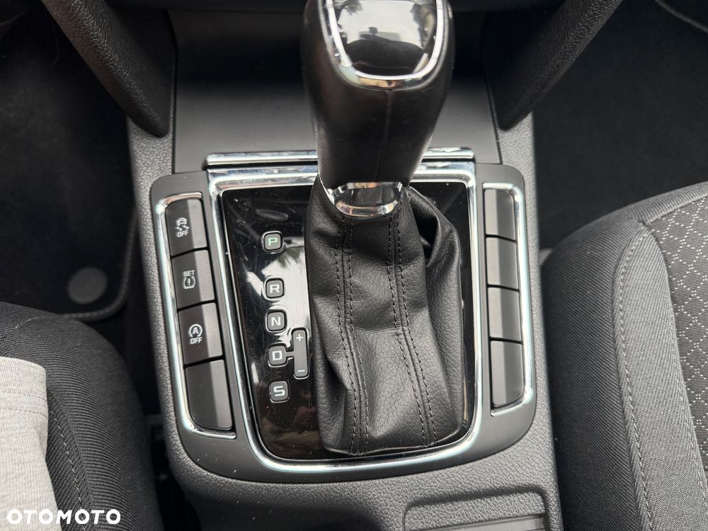 Skoda Superb 2.0 TDI Business DSG - 14