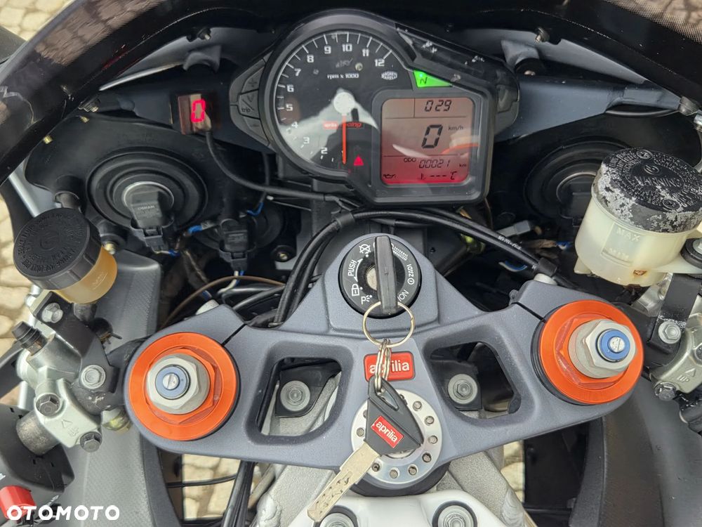 Aprilia RSV - 22