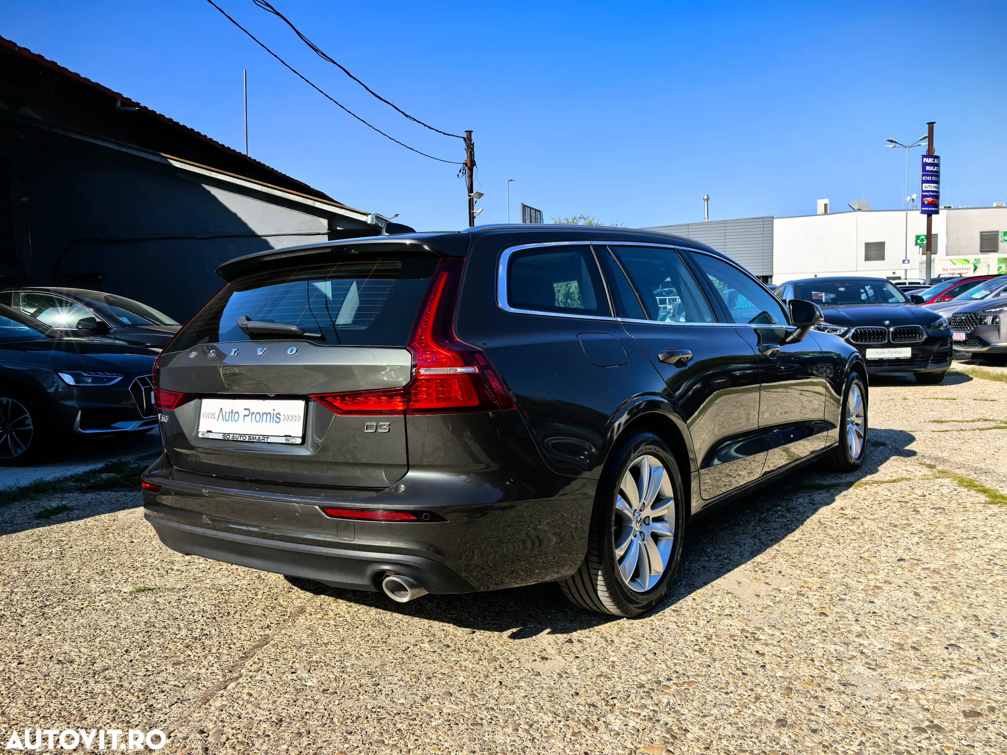 Volvo V60 D3 Geartronic Momentum Pro - 4