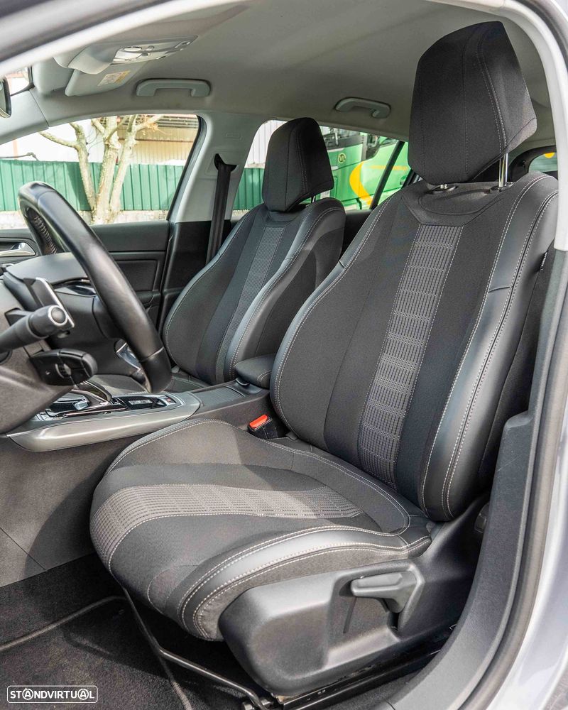 Peugeot 308 PureTech 130 EAT8 Active Pack - 10