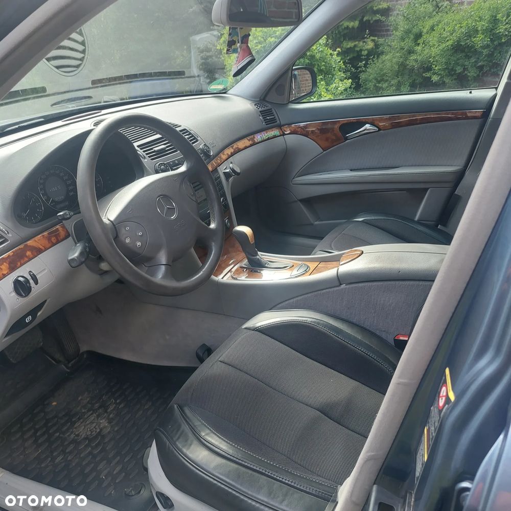 Mercedes-Benz Klasa E - 12