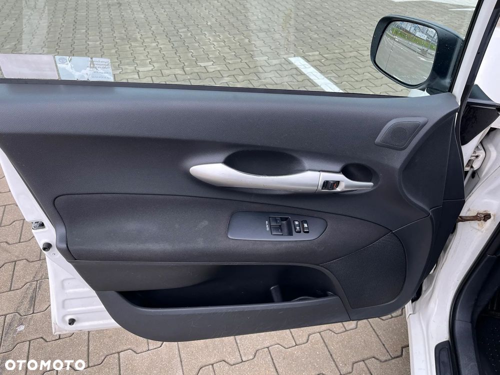 Toyota Auris 1.4 D-4D Terra EU5 - 21