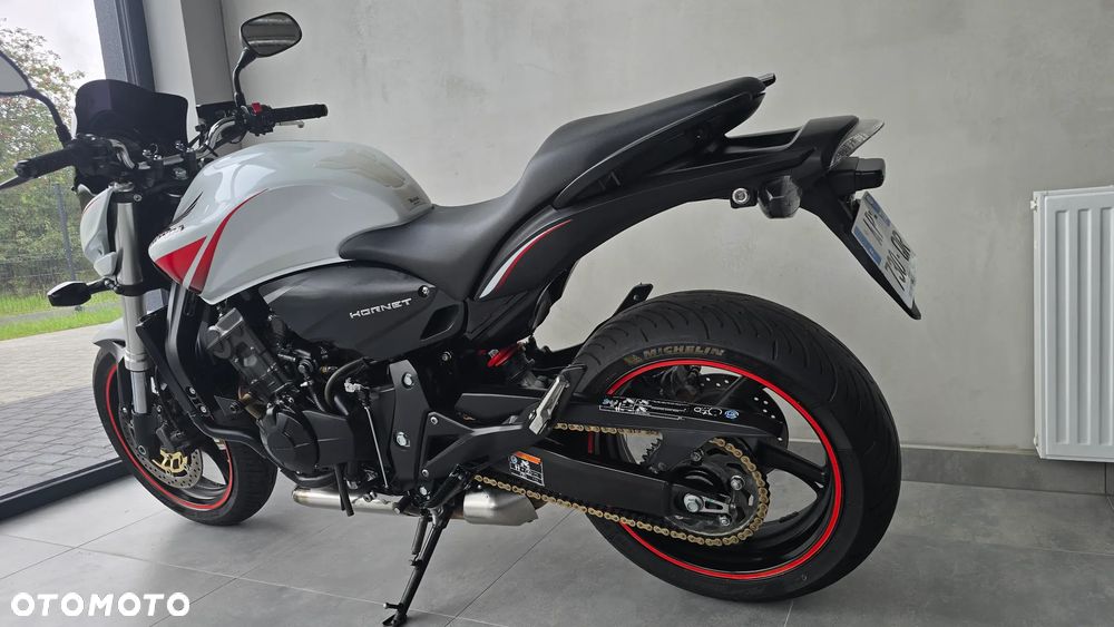 Honda Hornet - 20