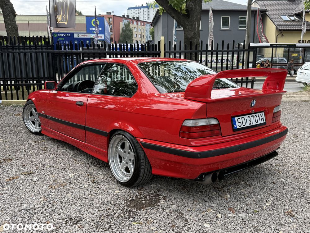 BMW Seria 3 320i - 29