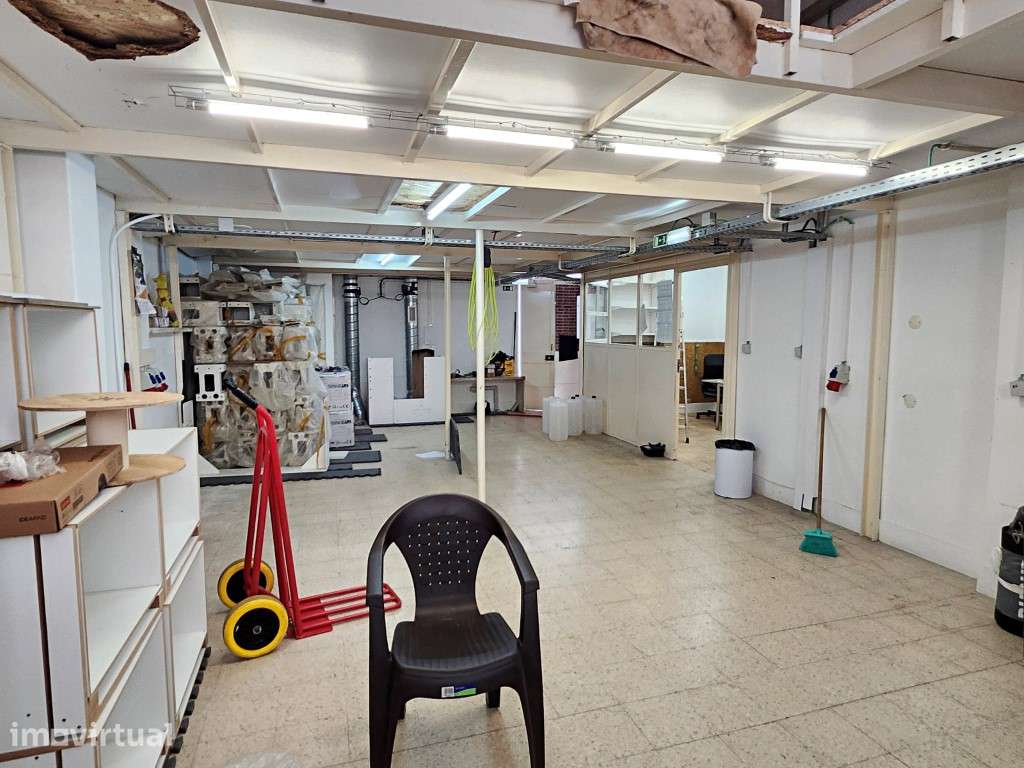Loja C/ 150m2 - Odivelas Centro - Grande imagem: 4/9