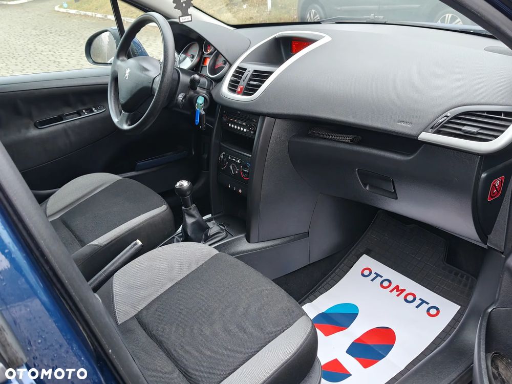 Peugeot 207 90 HDi FAP (Blue Lion) Sport - 19