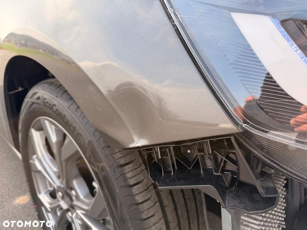 Ford Focus 1.0 EcoBoost Hybrid ST-LINE - 25