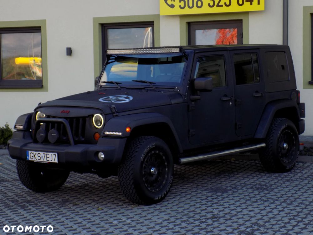 Jeep Wrangler - 8