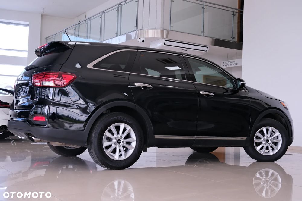 Kia Sorento - 8
