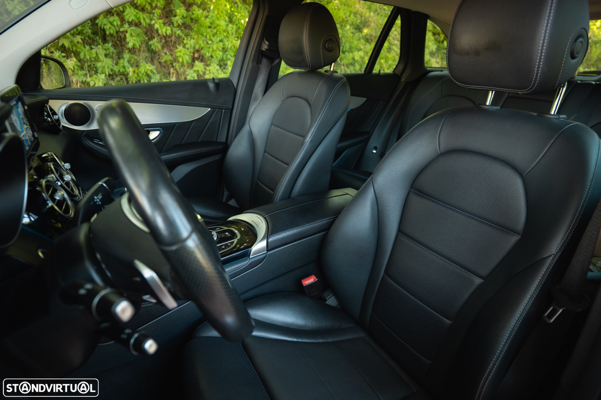 Mercedes-Benz GLC 220 d 4Matic 9G-TRONIC AMG Line - 13