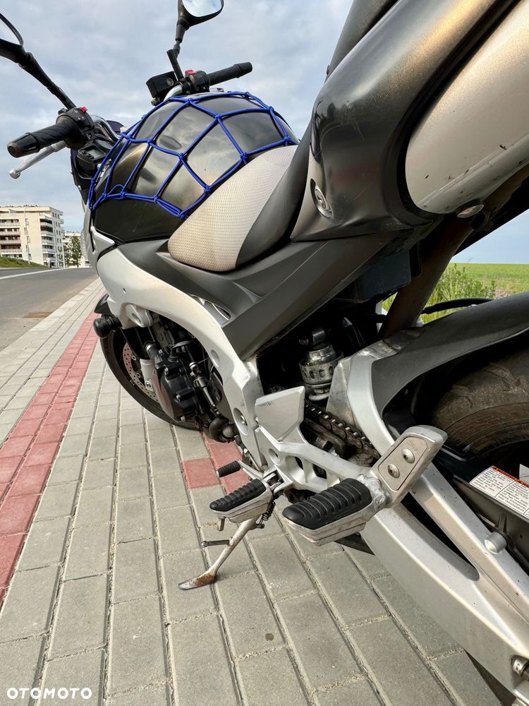 Suzuki GSR - 15