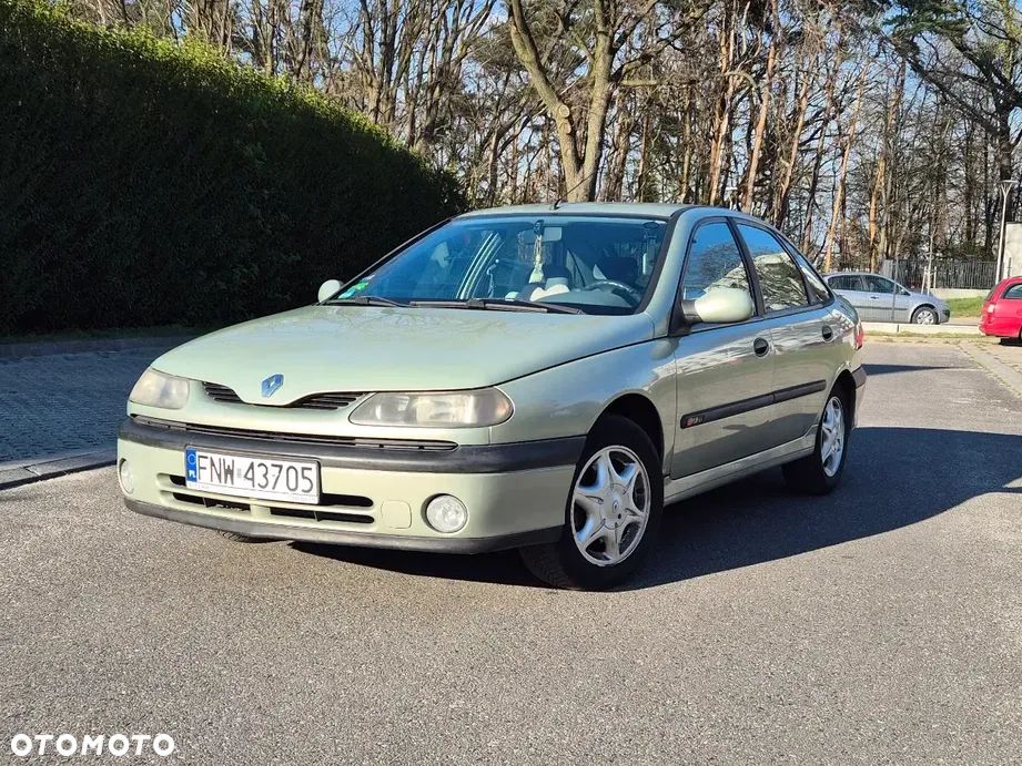 Renault Laguna 1.8 RXT - 1
