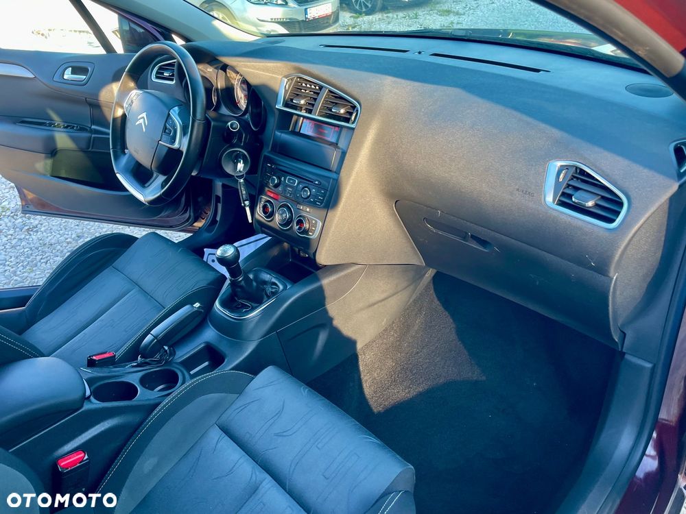 Citroën C4 VTi 120 Exclusive - 21