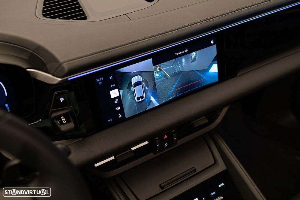 Porsche Macan Electric 4 - 33