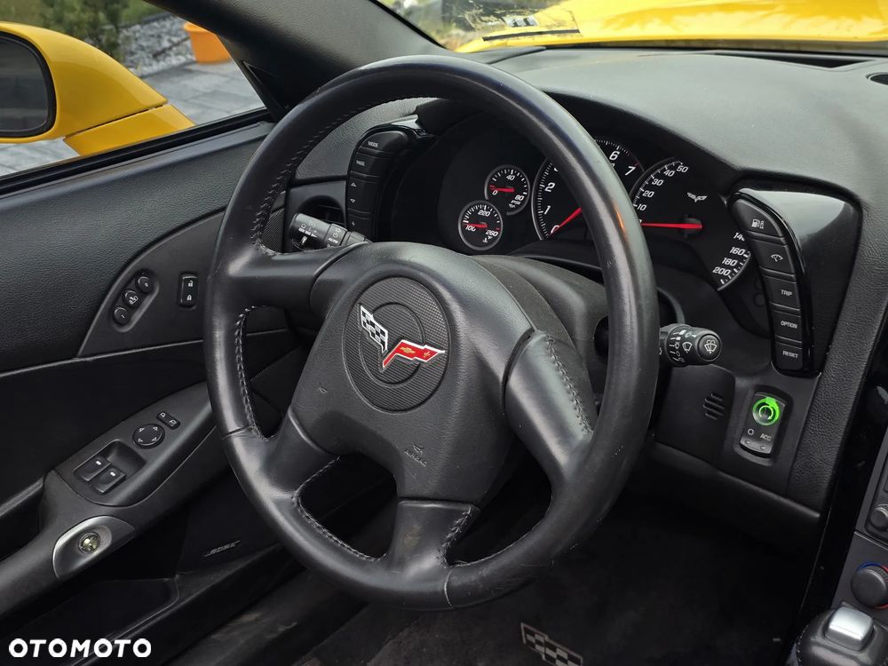 Chevrolet Corvette 6.0 V8 - 32
