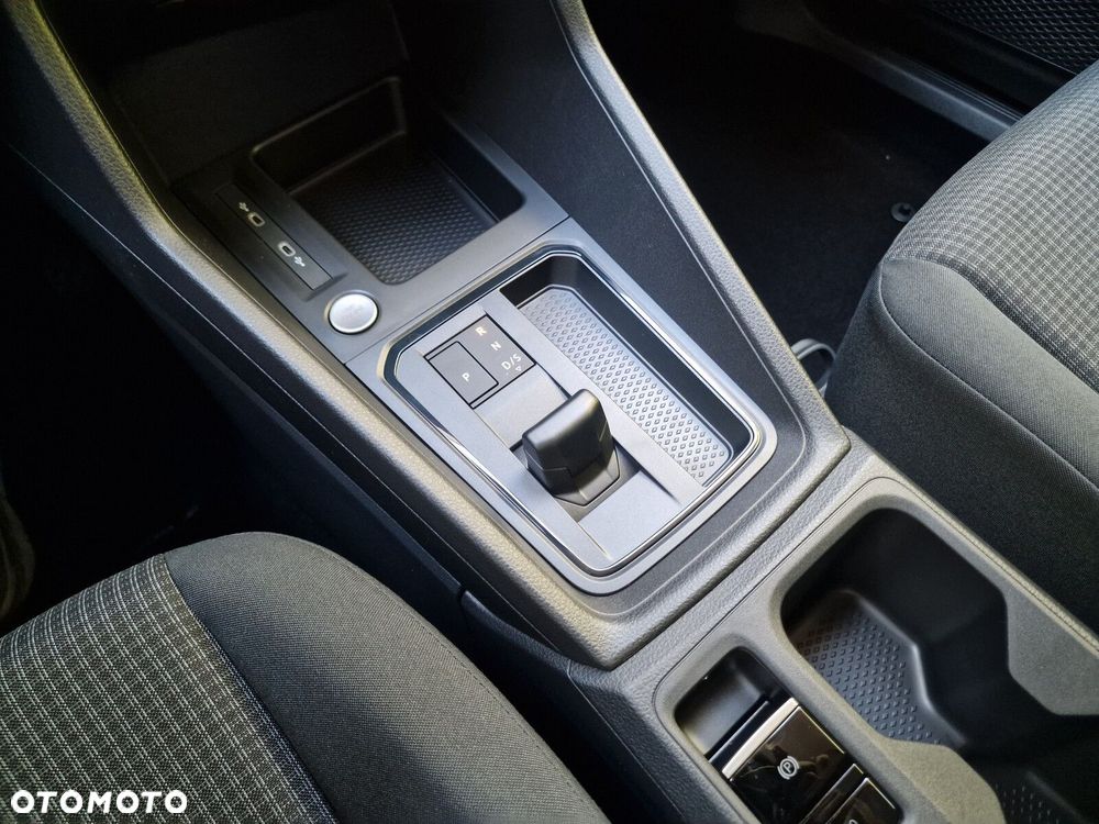 Volkswagen Caddy 1.5 TSI DSG - 24