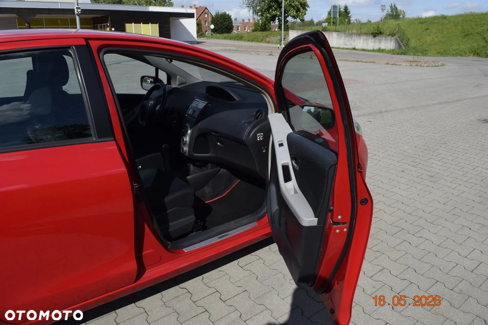 Toyota Yaris - 3