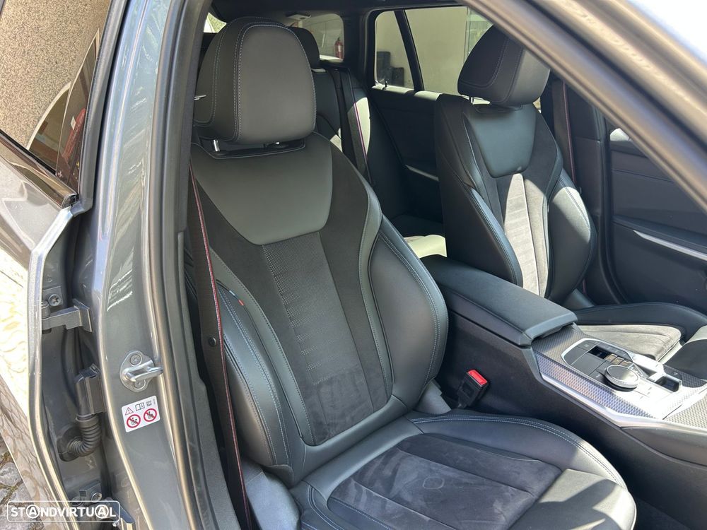 BMW 320 d Pack Desportivo M Auto - 18