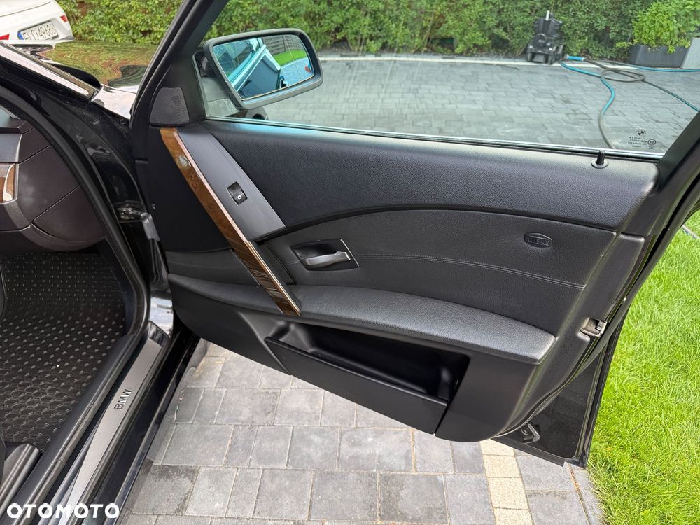 BMW Seria 5 - 8