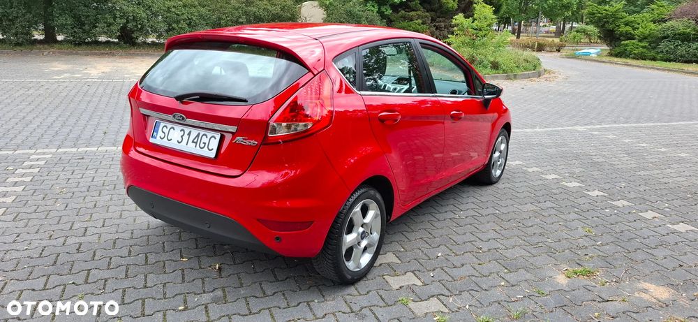 Ford Fiesta 1.4 Titanium - 2