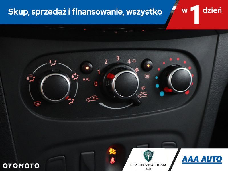 Dacia Sandero - 18