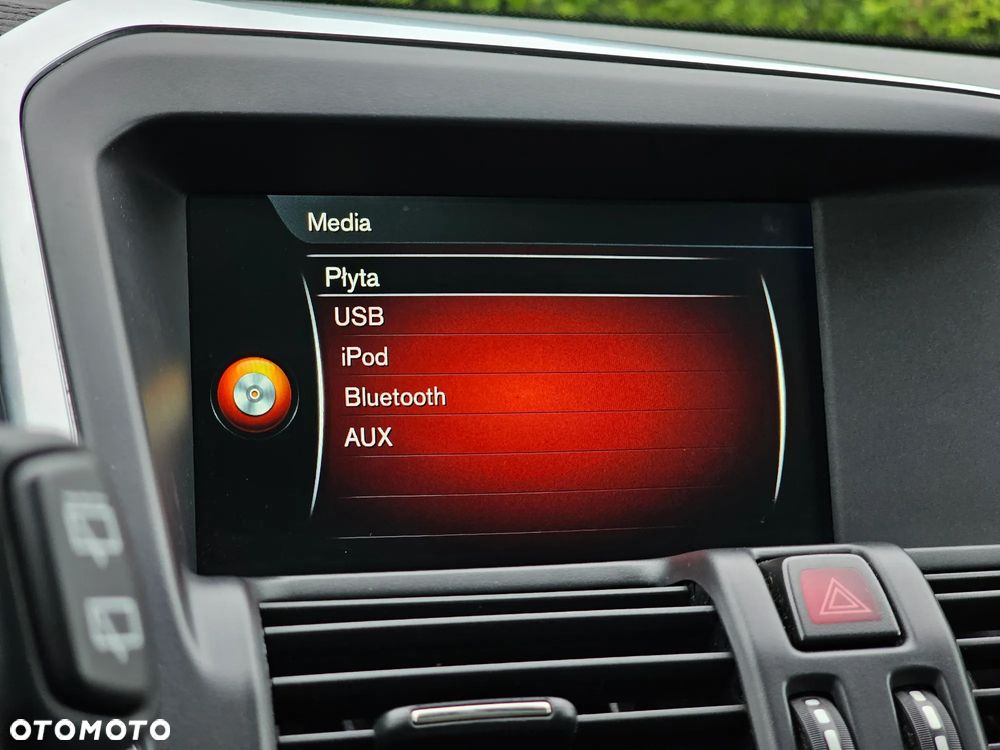Volvo XC 60 T6 AWD Momentum - 39