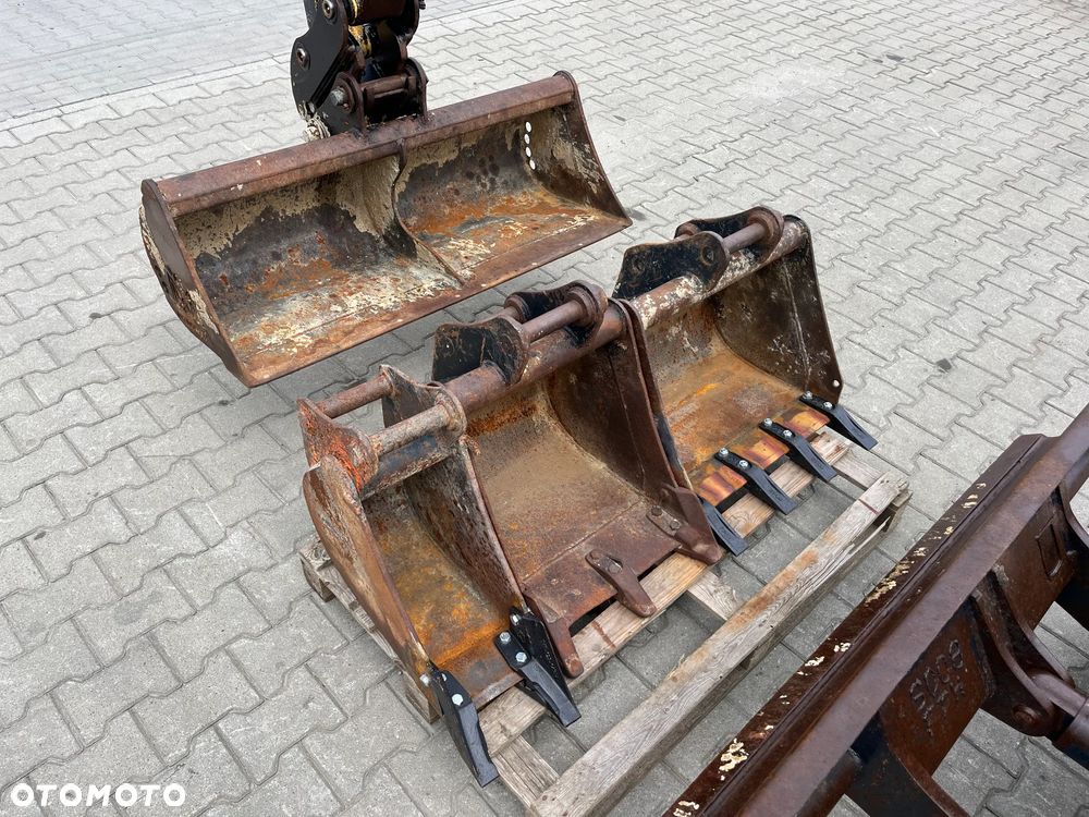 Yanmar VIO25-4 - 12