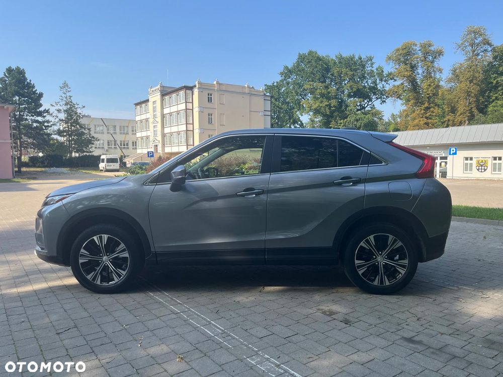 Mitsubishi Eclipse Cross - 6